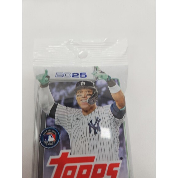 2025 Topps Series One Major League Baseball 36 Card Hanger Fat Pack - NEW! - Picture 4 of 12